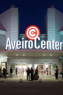 Fachada principal do Aveiro Center